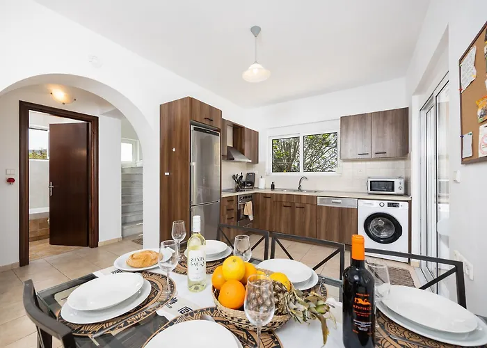 Βίλα Maia Φάνες